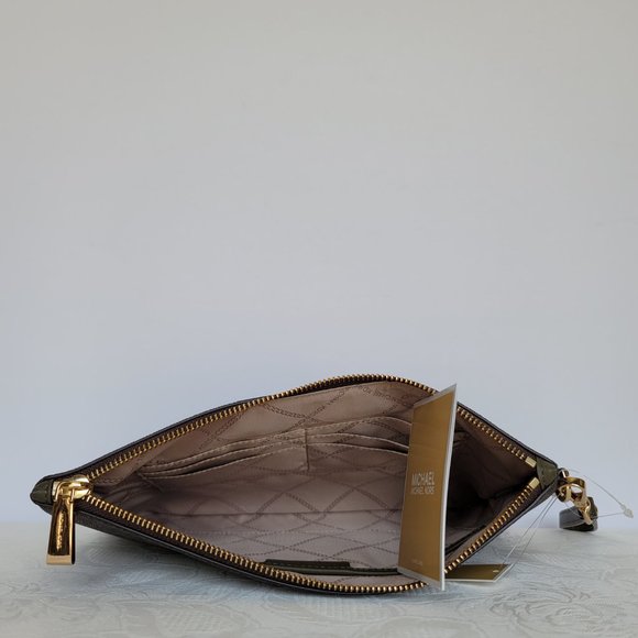 MICHAEL KORS Jet Set Large Zip Pouch Wristlet-Brown/Olive color - Picture 13 of 15